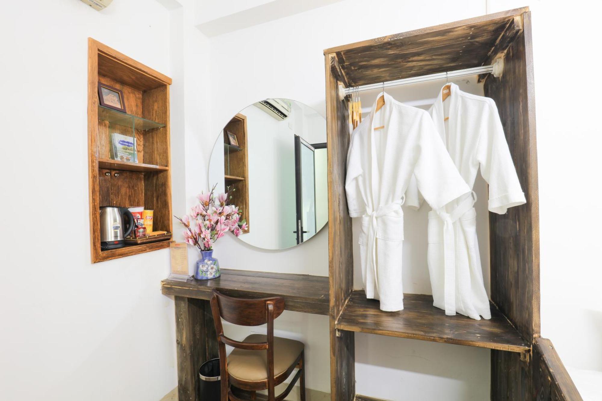 Mimosa Homestay Hanoi Exteriör bild